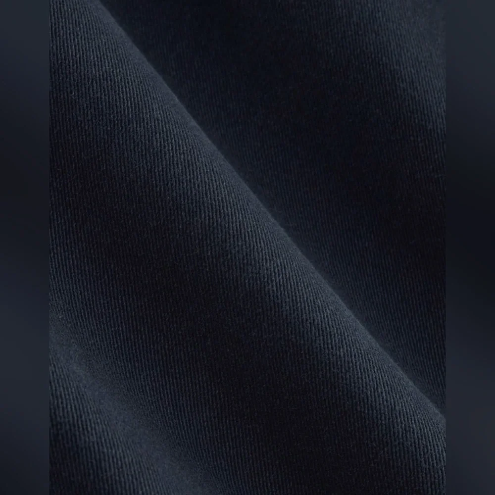 everlane | the utility barrel pant (tall) - navy - Picture 7 of 16